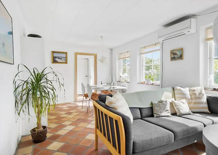 Fy252-haarby-brunshusevej-23 Holiday home Harby